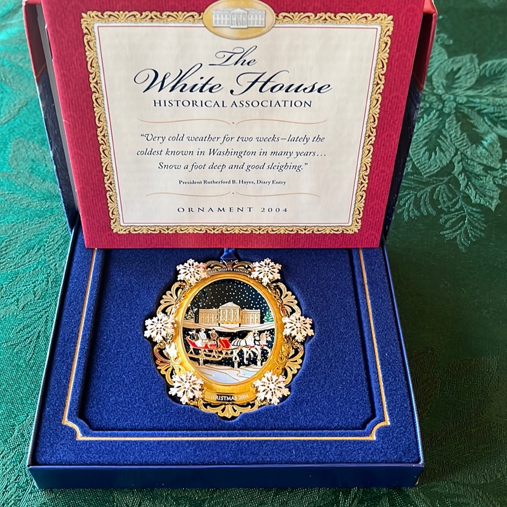 The White House Historical Association 2004 ornament